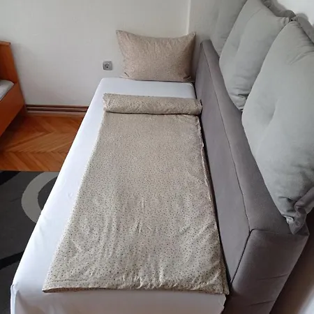 Apartman Asja *