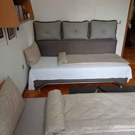 Apartament Asja
